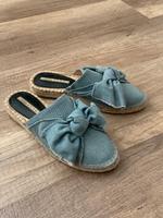 Slides/Schlappen/Loafer Buffalo 37 Jeansoptik Schleife blau Baden-Württemberg - Öhringen Vorschau