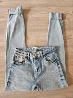 Zara Jeans Gr. 34, sehr guter Zustand Bayern - Freising Vorschau