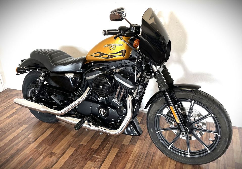 Harley-Davidson Sportster XL 883 N Iron in Alzenau