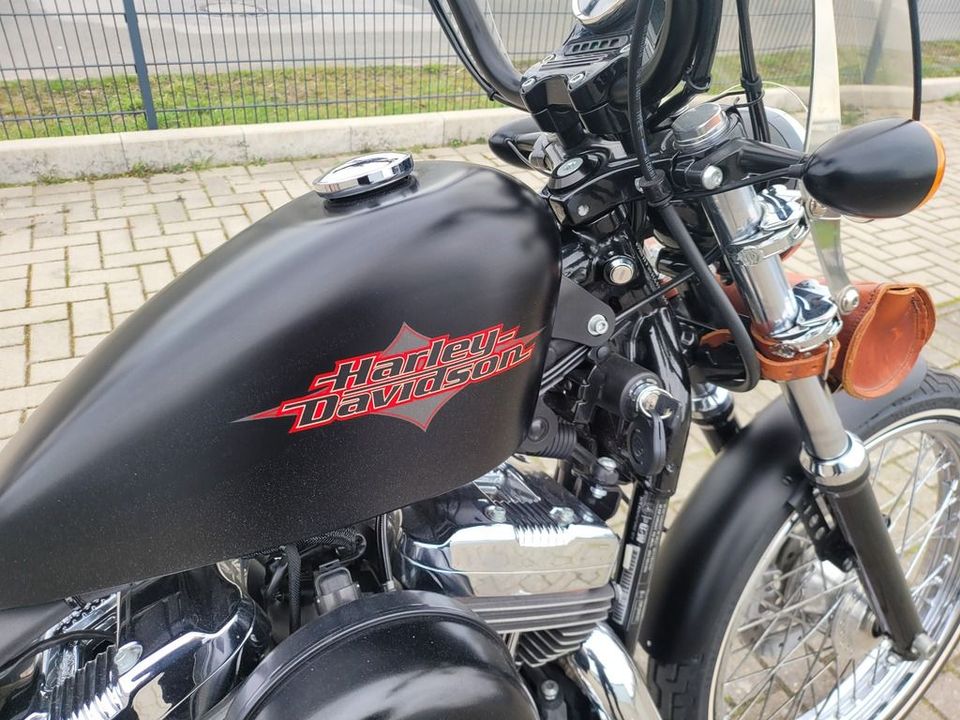 Harley-Davidson XL 1200 V SPORTSTER 72 SEVENTY TWO + HELM in Bawinkel