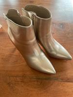 Esprit, Stiefeletten, gold, metallic, 42, ungetragen Niedersachsen - Göttingen Vorschau