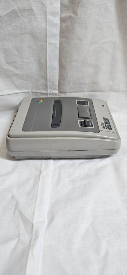 Nintendo SNES + 1 Controller und Zubehör GARANTIE in Siegen