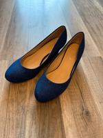 Pumps in blau und schwarz Bayern - Tacherting Vorschau