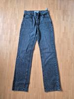 Stradivarius Jeans, xxs, grau/schwarz, straight Hessen - Wettenberg Vorschau