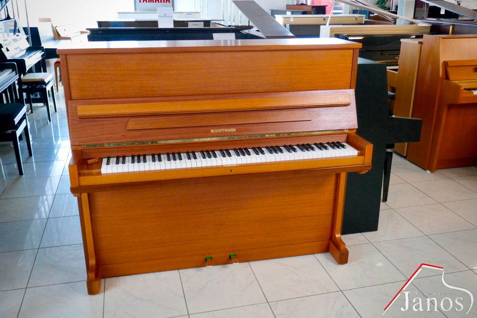Langlauer W. Hoffmann Klavier ✱ Made in Germany ✱ By C. Bechstein in Königsbrunn
