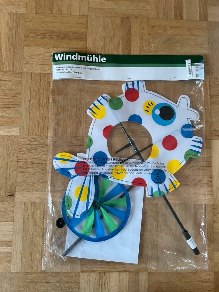 „Windmühle“ Windspiel Fisch Gartenstecker -NEU und OVP- in Idstein