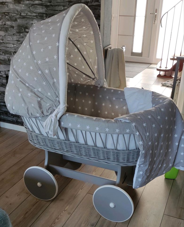 Stubenwagen Comfortbaby in Biebesheim