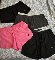 Nike Shorts - 4 Stück - schwarz pink grau - Gr. XL Rheinland-Pfalz - Maxdorf Vorschau