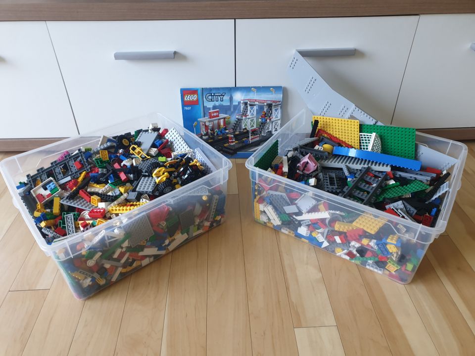 LEGO gemischt (7,5kg) | Star Wars | Lego City | Figuren| Platten in Krefeld
