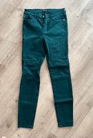 Massimo Dutti Jeans dunkelgrün Gr. 38 Hessen - Butzbach Vorschau