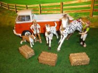 1:18 VW T1 / Schleich Figuren / Thema: Mobiler- Tierarzt Nordrhein-Westfalen - Velbert Vorschau