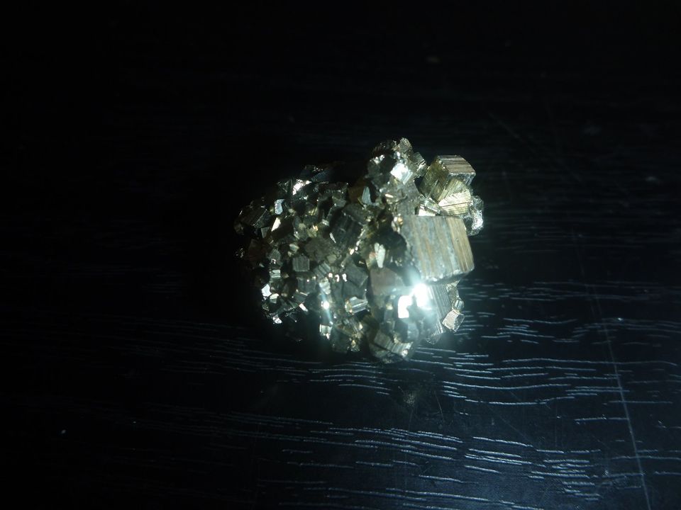 Pyrit (Goldpyrit) Cluster Stufe (KS)  Edelsteine Mineralien in München