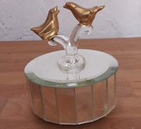 Kleine Spieluhr mit Spiegeln versetzt. 2 goldene Vögel..... Bochum - Bochum-Wattenscheid Vorschau