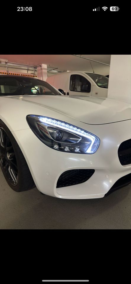 Mercedes AMG GT Coupé Perlmutt Weiß in Berlin