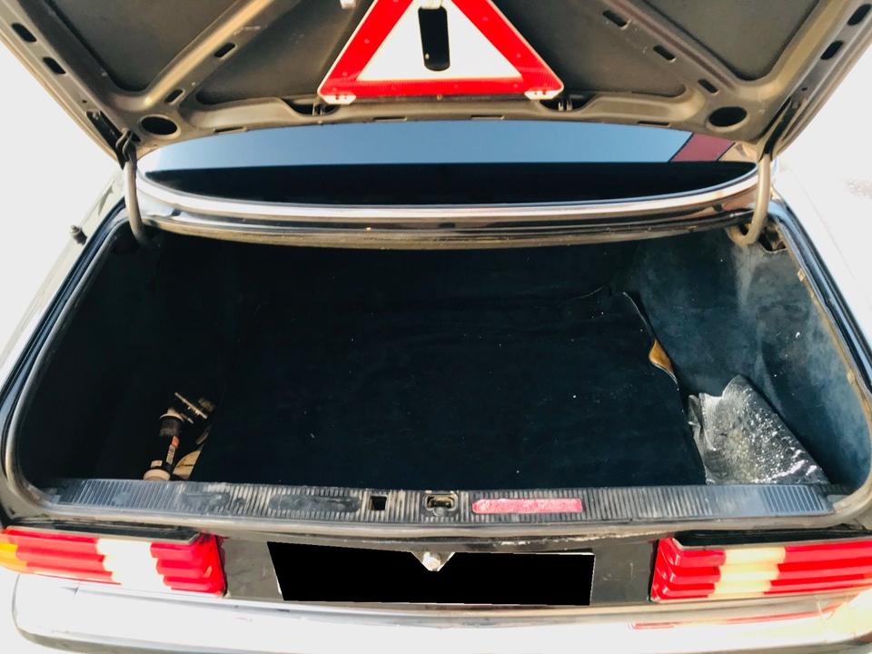 Mercedes Benz W126 500SE V8 LEDER ORTHOPÄDISCHE ELEKTR. SITZE in Großbeeren