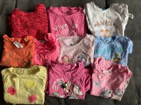 T-Shirts/Tops, Gr.104, pro Stück €1,50, alle für €10 Nordrhein-Westfalen - Dinslaken Vorschau