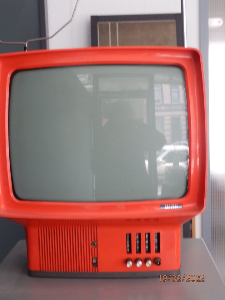 ZANUSSI Fernseher mit Akku, tragbar Liebhaberstück 70er Jahre in Krefeld