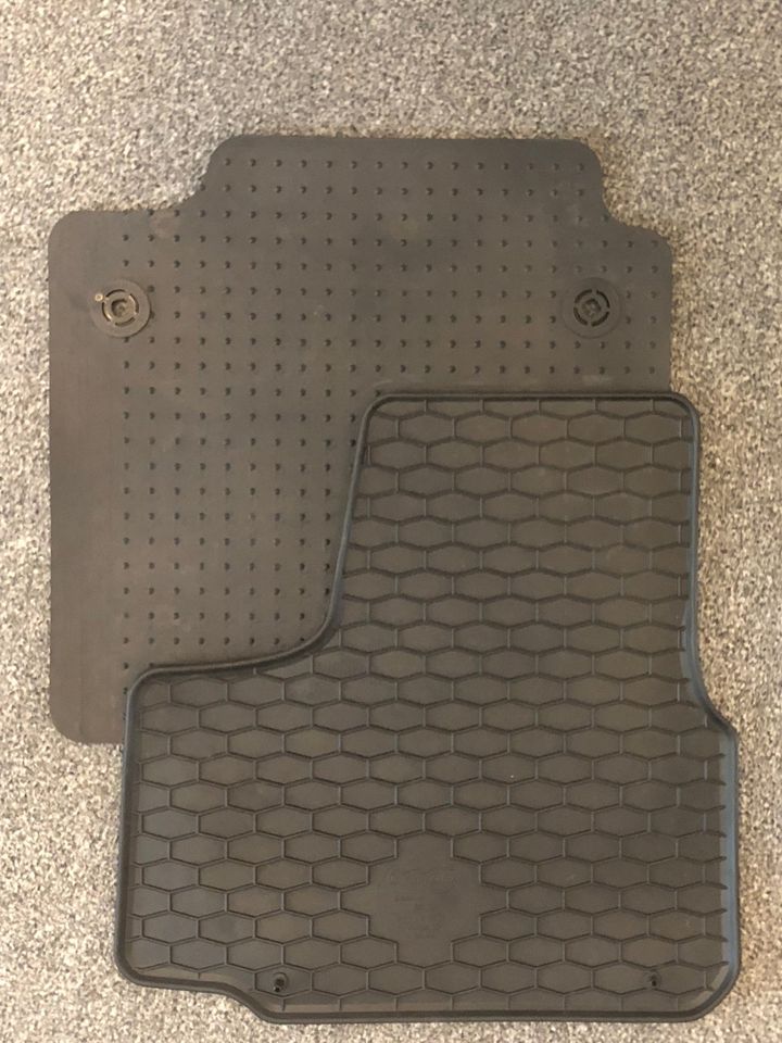 Auto Teppiche Fussmatte Gummimatte geeignet für VW - Skoda - Seat in Berlin