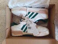 Verkaufe Adidas Rivalry Low Premium (neu mit Etikett) Bayern - Scheßlitz Vorschau