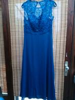 Abendkleid mit Spitze blau Gr. 44 Niedersachsen - Garbsen Vorschau