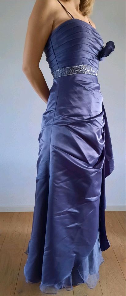 Kleid,Abiball,Abiballkleid,Hochzeitskleid,Abendkleid in Unterensingen