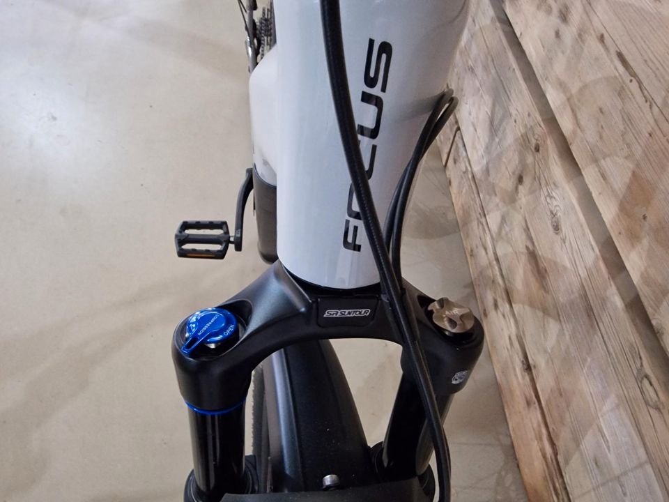 Focus Planet 6.8 ABS ** Modell 2023 ** Magura ABS & Bosch Smart System ** auch Leasing ** E-Bike in Grauel