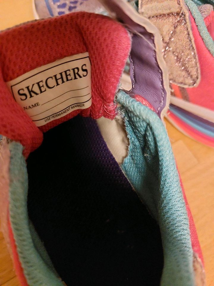Skechers bunt blinkend Sneaker inkl. Versand in Gescher