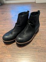 Schwarze Ankleboots mit Plateau Düsseldorf - Lichtenbroich Vorschau