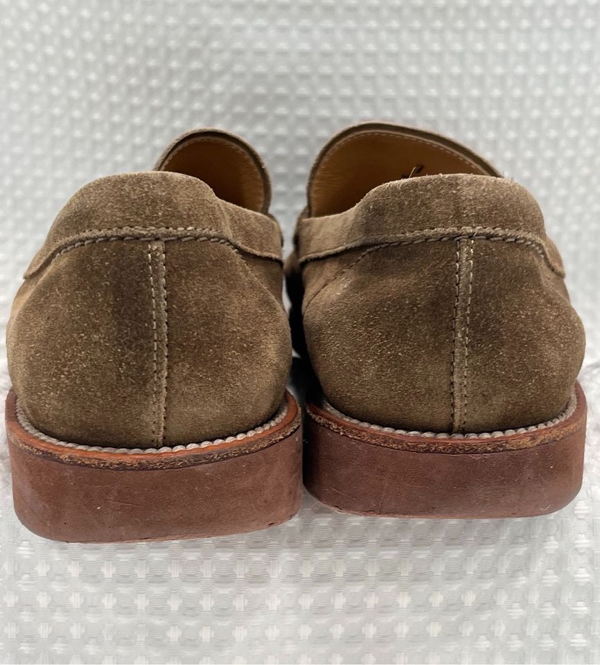 Tod‘s Loafers aus Veloursleder Gr. 7 (40) in Bremen