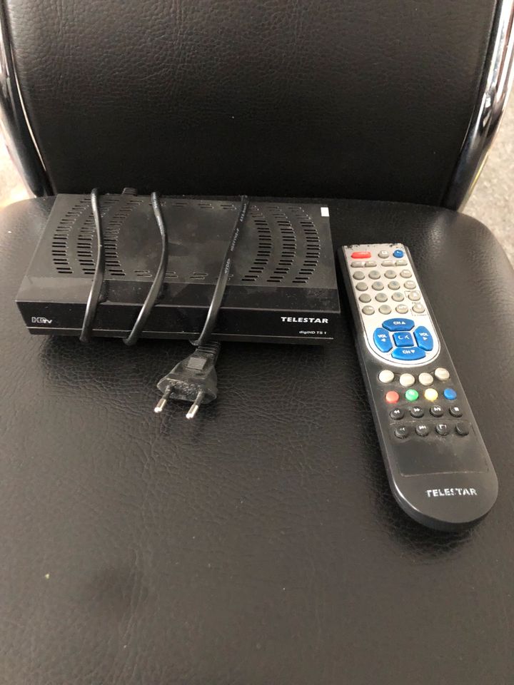 HD TV Receiver Telestar digiHD TS 1 mit Fernbedienung in Lingen (Ems)