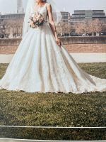 Brautkleid Hochzeitskleid schleppe Creme weiß 36 38 Nordrhein-Westfalen - Erftstadt Vorschau