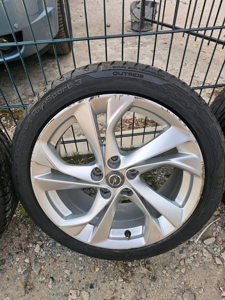 5x105 Opel Alufelgen 17zoll auf Sommer Reifen in Berlin
