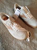 Sneaker Mizuno, 45, weiß, Kork-Einsatz, Leder, neu Friedrichshain-Kreuzberg - Friedrichshain Vorschau