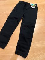 Benetton Hose Chino schwarz 8-9 J. 136 140 neu Hessen - Bad Soden am Taunus Vorschau