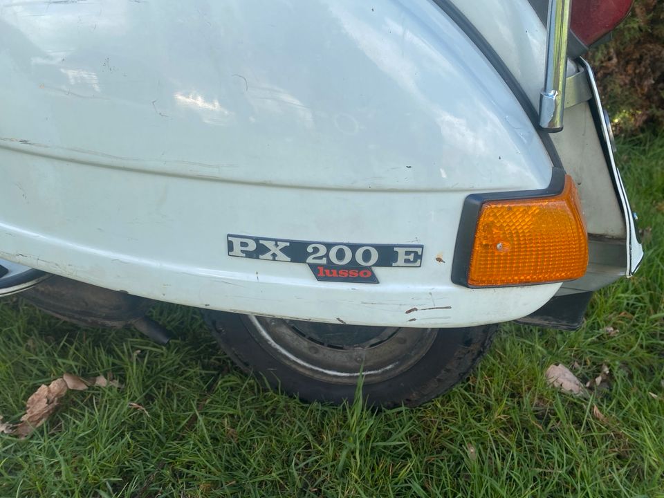 Vespa PX200 aus 1 Hand in Biberach an der Riß