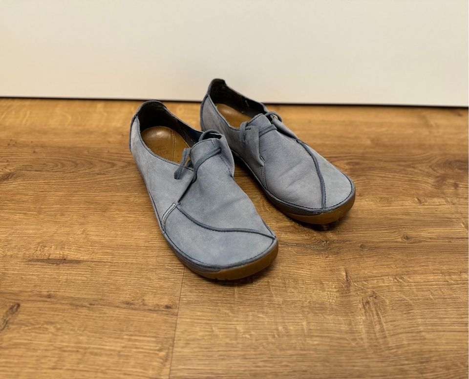 Clarks Schuhe Gr. 6 entspricht 39 blau Leder in Hamm