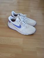 Nike Turnschuhe Hessen - Bad Vilbel Vorschau