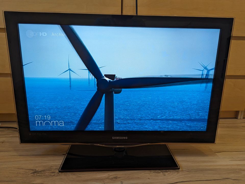 Samsung LCD LE32C650L1W 32 Zoll TV in Allendorf