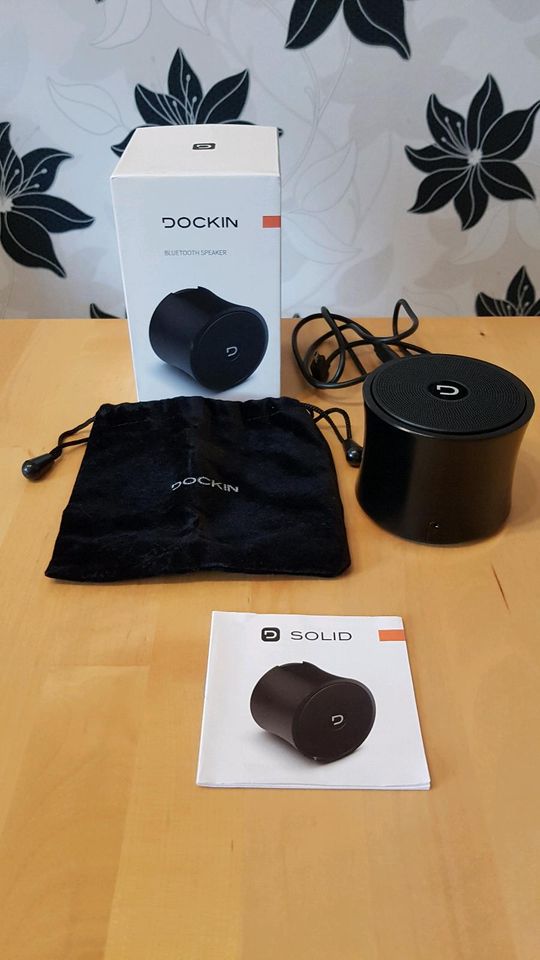 Dockin solid bluetooth Lautsprecher radio in Herne