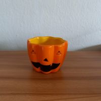 Halloween Kürbis Übertopf Gefäß Höhe ca. 9 cm Niedersachsen - Oetzen Vorschau