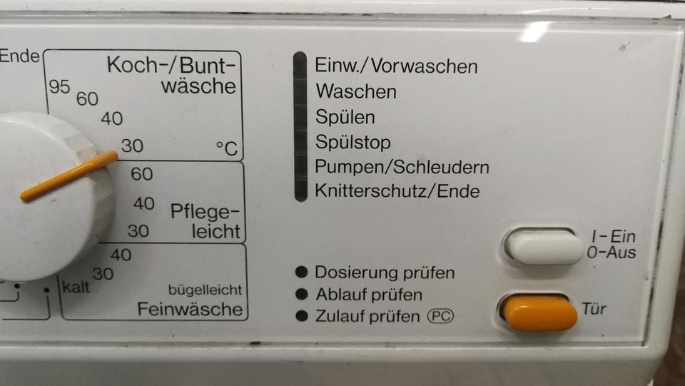 Miele Waschmaschine Softtronic WC 3241 watercontrol in Ratingen