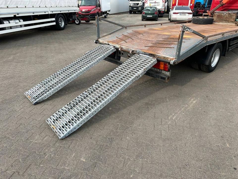 Mercedes-Benz 811*Kran*Rampen*TÜV*1.Hand*Reifen neu*Rostfrei in Großschirma