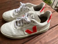 Veja - V-10 CWL White Rose-Fluo 38 Altona - Hamburg Sternschanze Vorschau