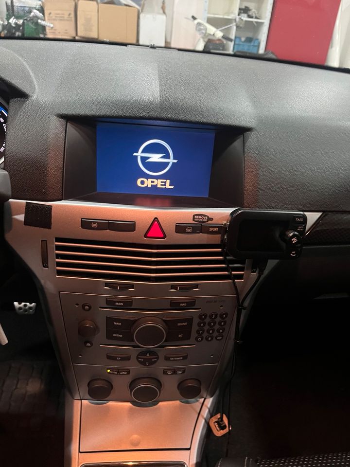 Opel Astra H OPC Xenon Navi in Wuppertal