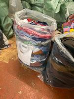Altkleider in Kilos zu Verkaufen Harburg - Hamburg Marmstorf Vorschau
