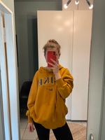 Oversized Nike Hoodie Mitte - Tiergarten Vorschau