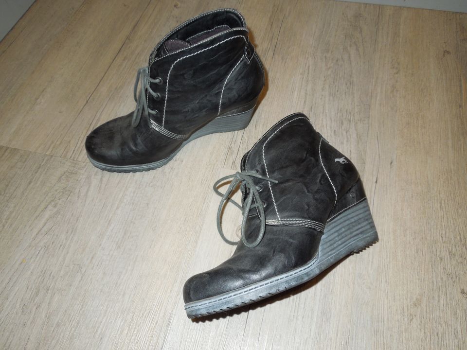 Mustang Stiefel, Stiefelette, grau, Keilabsatz, Gr.40, anthrazit in Thermalbad Wiesenbad