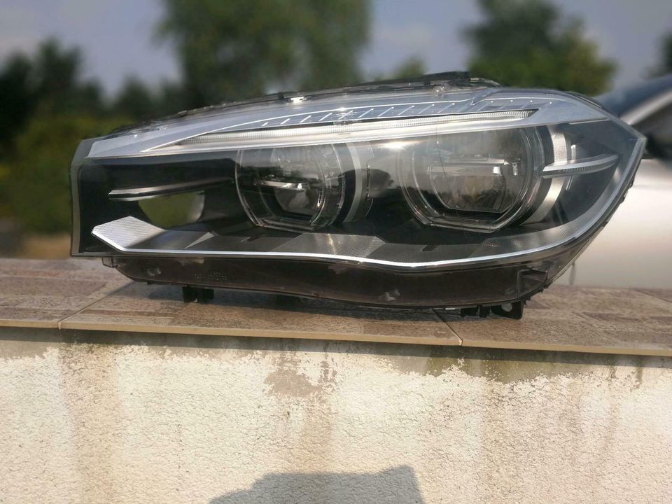 7453471 BMW x5 F15 voll led adaptive Scheinwerfer links in Brieskow-Finkenheerd