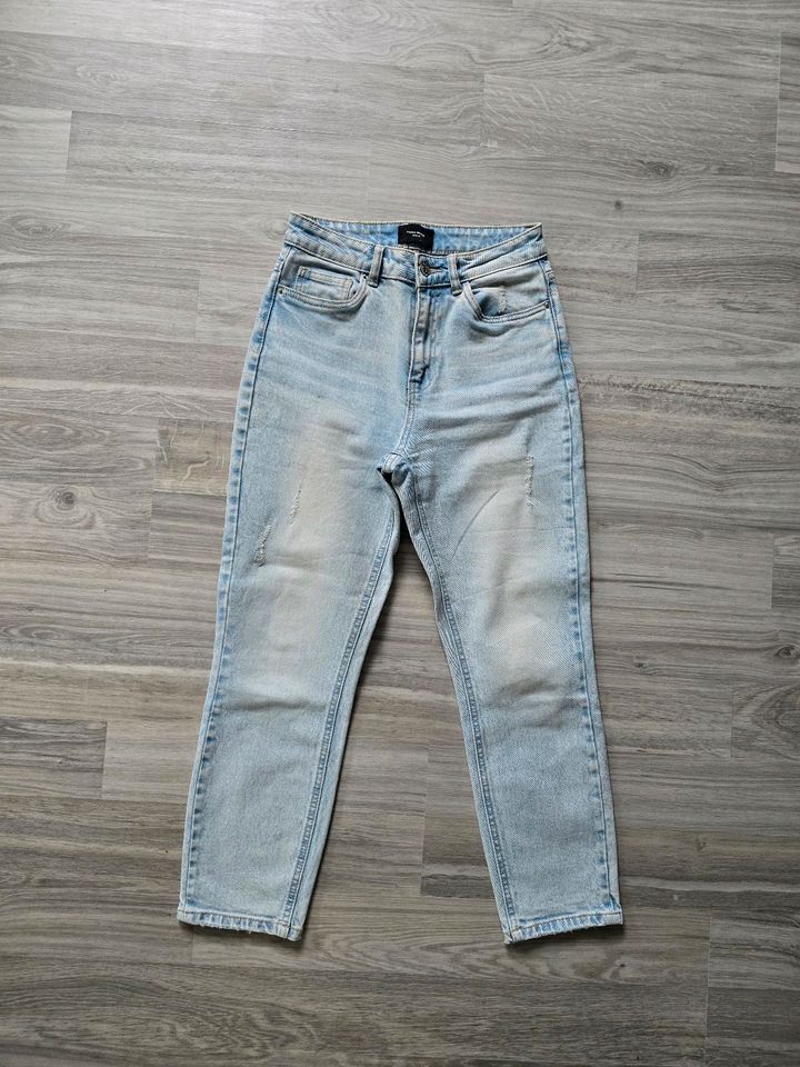 Vero Moda Jeans Größe xs in Paderborn