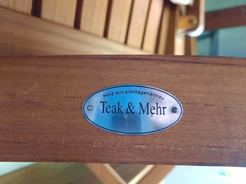 Teakholz Terassenmöbel, 6 Stühle + Tisch in Nimsreuland